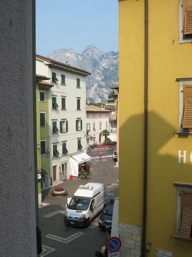 Appartamento A Due Passi Dal Lago Torbole Sul Garda Exterior photo